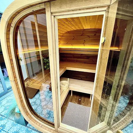 Boutique Graaf 4* Gent